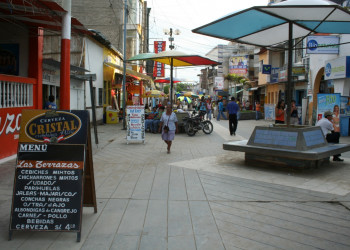 Улицы Тумбеса – фотографии Перу