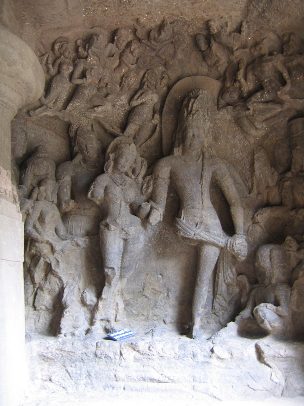 Пещерный храм на острове Элефанта – фотографии Индии