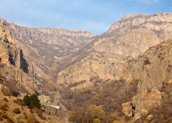 Скалы в Армении – фотографии Армении