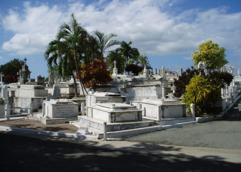 Кладбище в Сантьяго-де-Куба, Куба. Фото 8 – фотографии Кубы