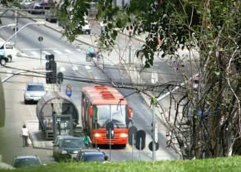 Метробус в Куритибе – фотографии Бразилии