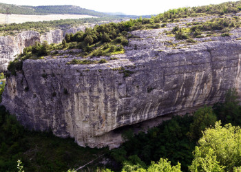 Столовые горы в окрестностях Бахчисарая – фотографии России