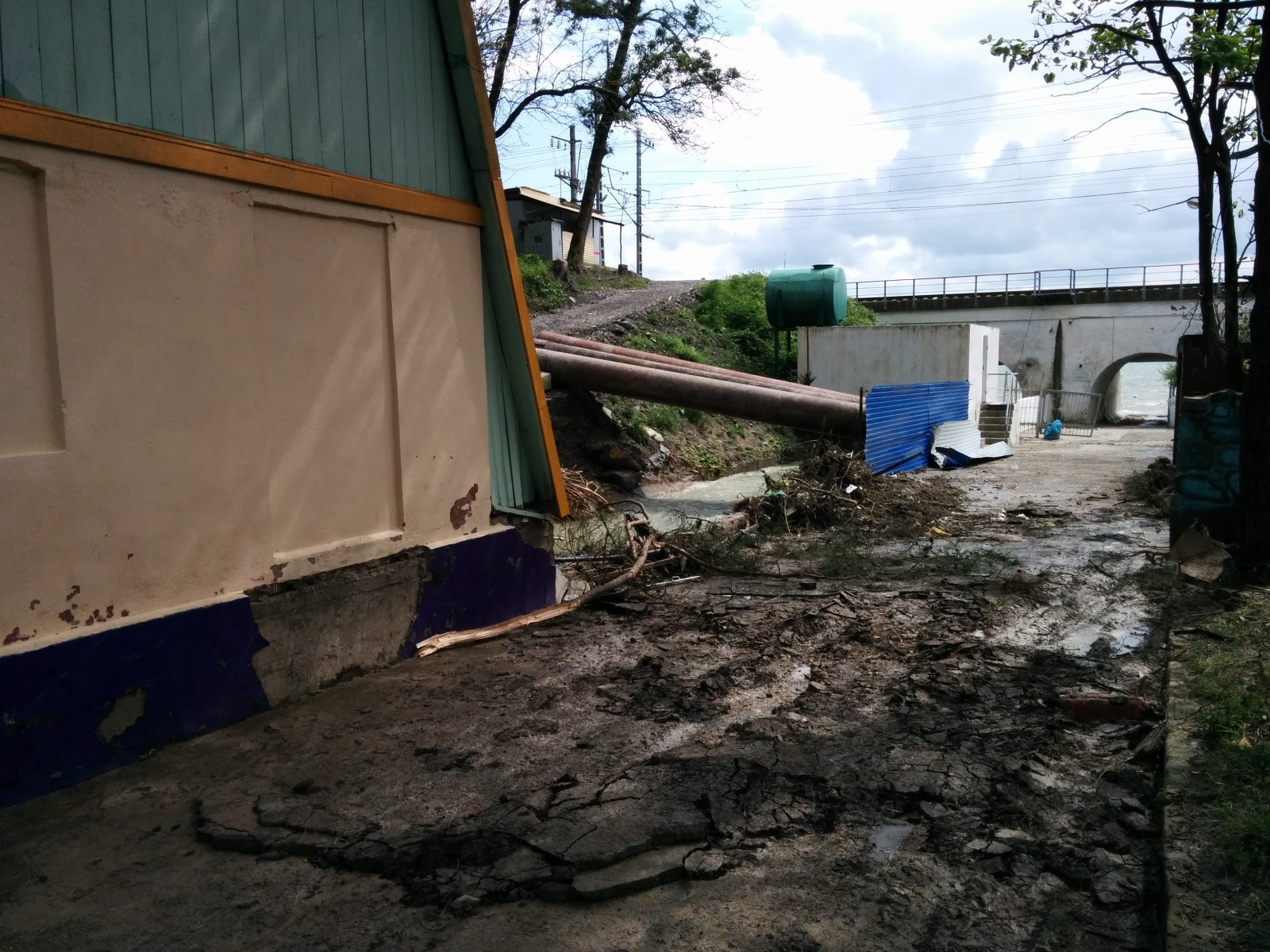 Наводнение в Южном, июль 2014. Фото 1 – фотографии России