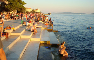 Люди в Задаре, Хорватия – фотографии Хорватии