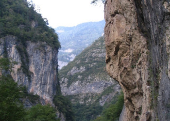 Скалы в Абхазии – фотографии Абхазии