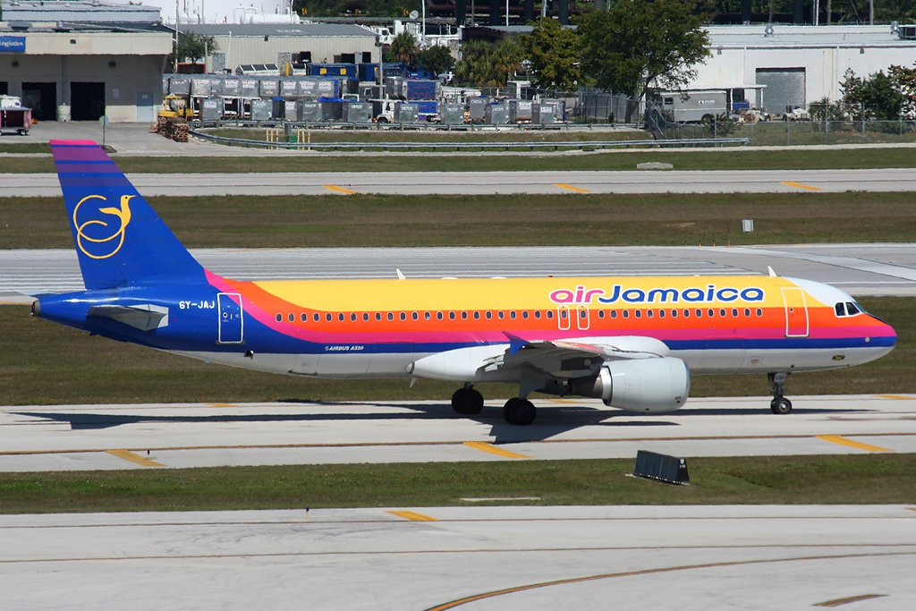Самолет на Ямайке. Фото 3 – фотографии Ямайки