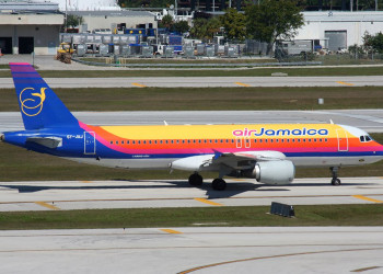 Самолет на Ямайке. Фото 3 – фотографии Ямайки