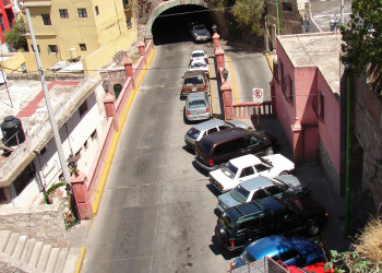 Улица в Гуанахуато, Мексика. Фото 10 – фотографии Мексики