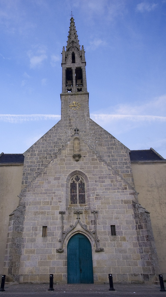 Храм в Беноде, Франция. Фото 1 – фотографии Франции