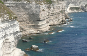 Скала в Бонифачо, Франция – фотографии Франции