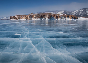 Огромный байкальский каток – фотографии России