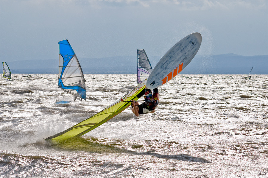 Крупное слабосолёное озеро Нойзидлер-Зе в Австрии – фотографии Австрии