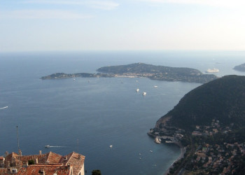 Берега в Эз, Франция. Фото 2 – фотографии Франции