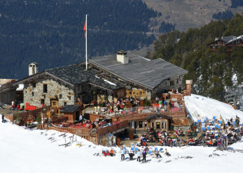 Кафе и рестораны в Лез-Арк, Франция – фотографии Франции