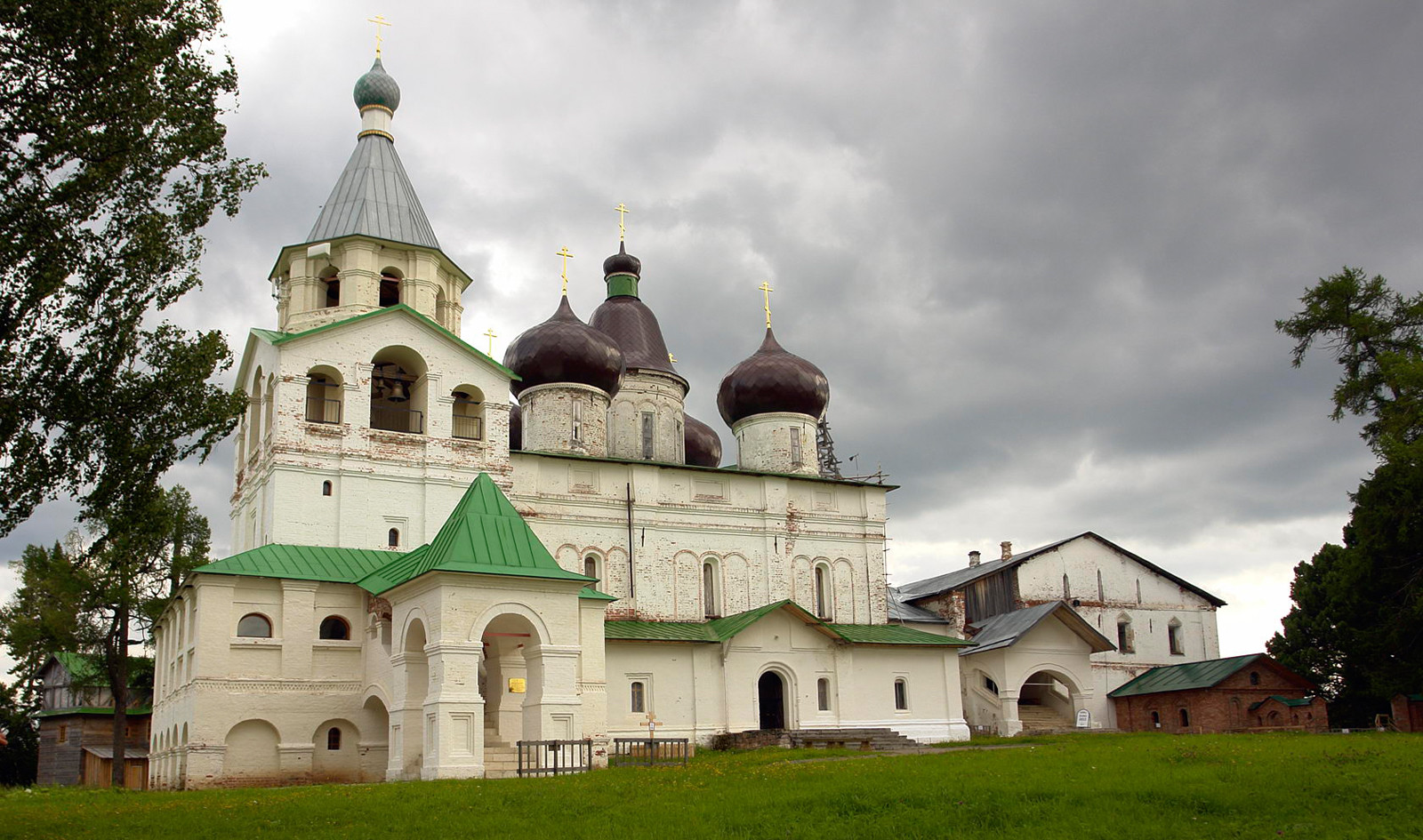 Свято-Троицкий Антониево-Сийский мужской монастырь. Фото 1 – фотографии России