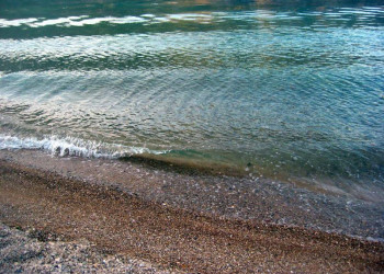 Пляж в Которском заливе, Черногория. Фото 7 – фотографии Черногории