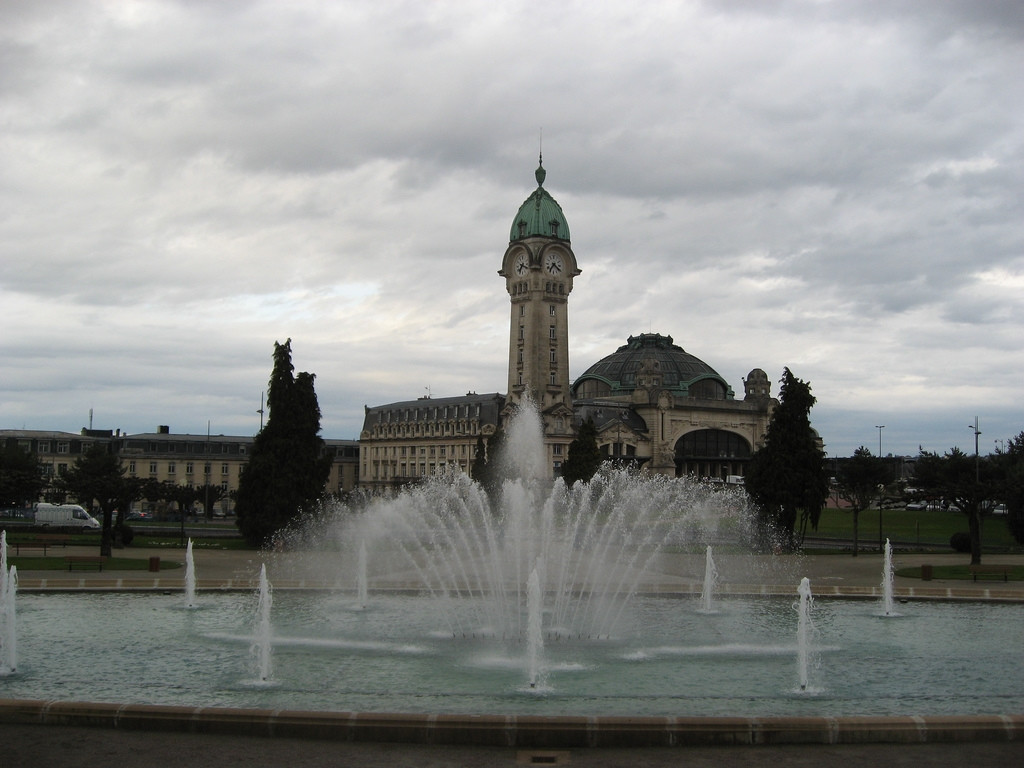 Фонтан в Лиможе, Франция. Фото 5 – фотографии Франции