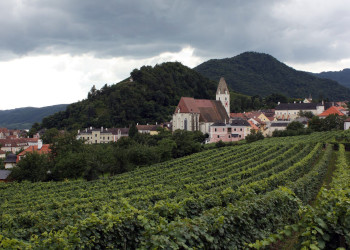 Шпиц (Spitz) – небольшой городок на севере Австрии – фотографии Австрии