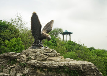 Бронзовый орёл и Китайская беседка, Пятигорск. Фото 1 – фотографии России
