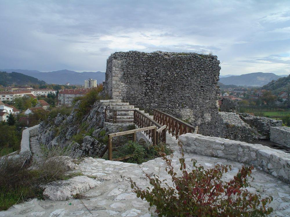 Крепость в Никшич, Черногория – фотографии Черногории