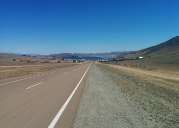 Дорога к парому на Ольхон, село Сахюрта. Фото 1 – фотографии России