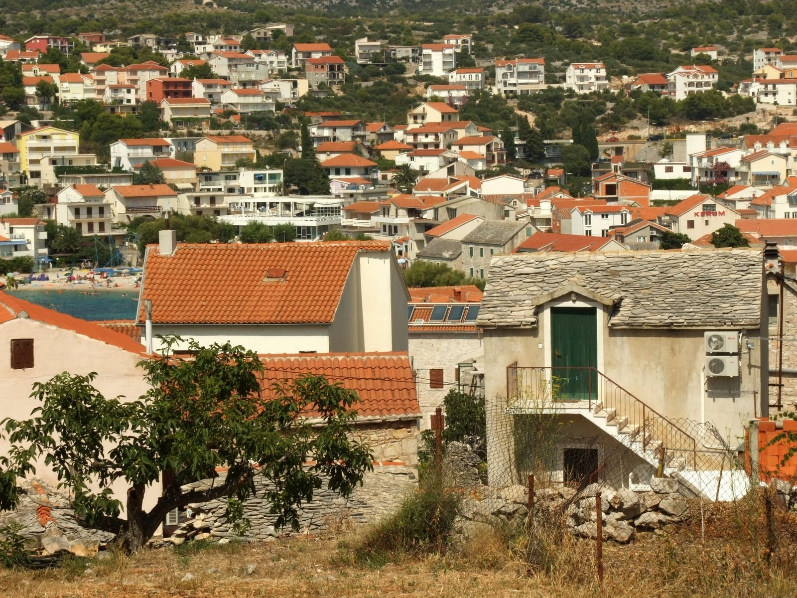 Дома в Примоштене, Хорватия. Фото 2 – фотографии Хорватии