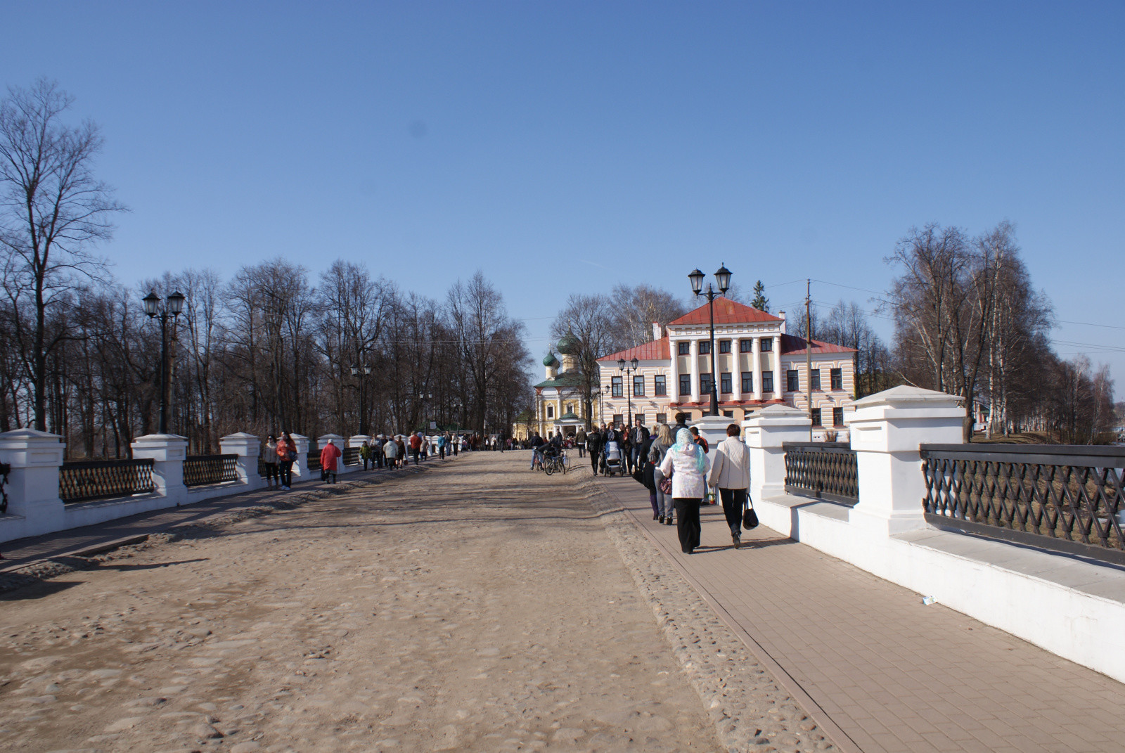 Углич. Фото 1 – фотографии России