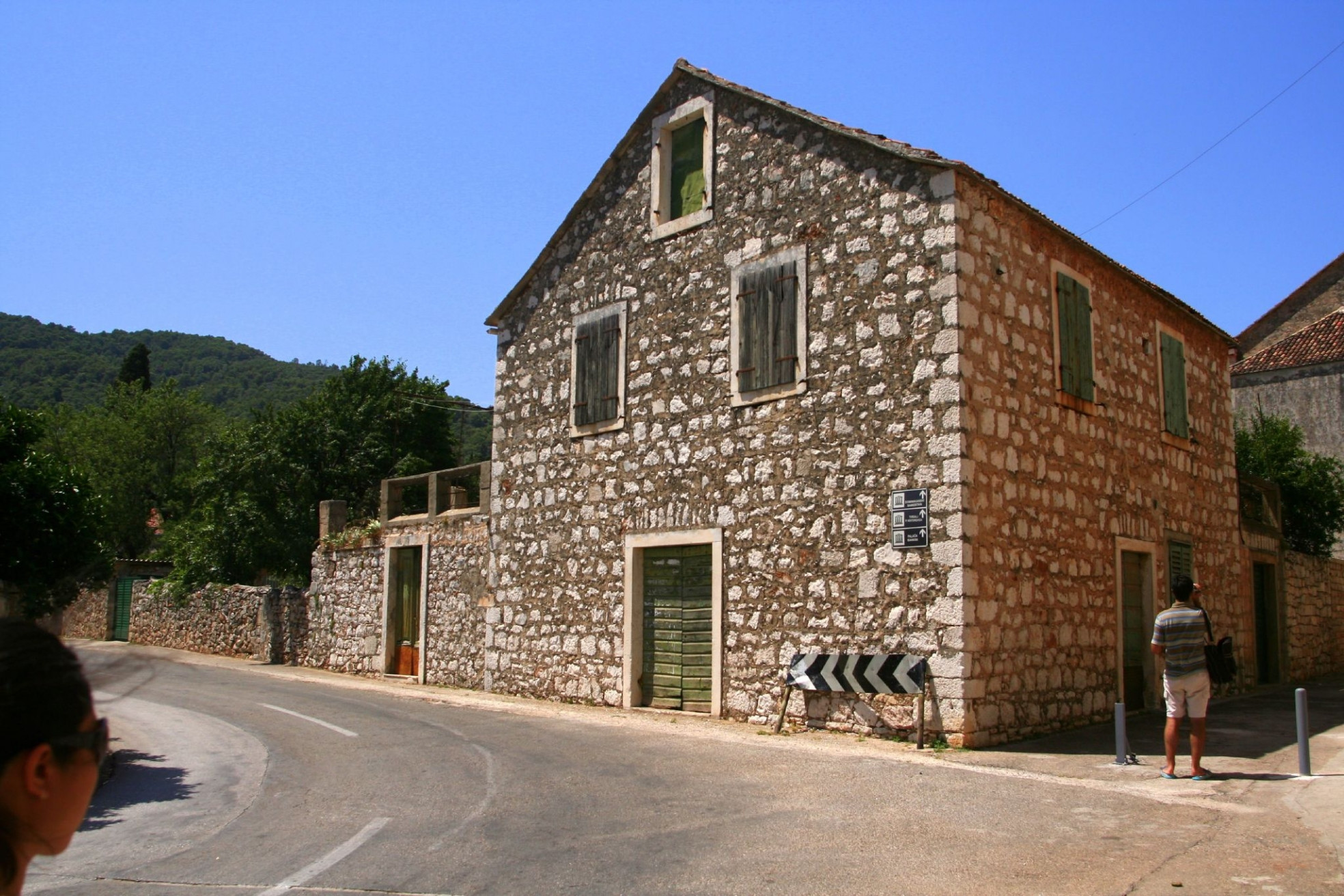 Улица в Стари Град, Хорватия. Фото 6 – фотографии Хорватии