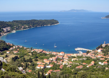 Панорамный вид острова Лопуд, Хорватия – фотографии Хорватии