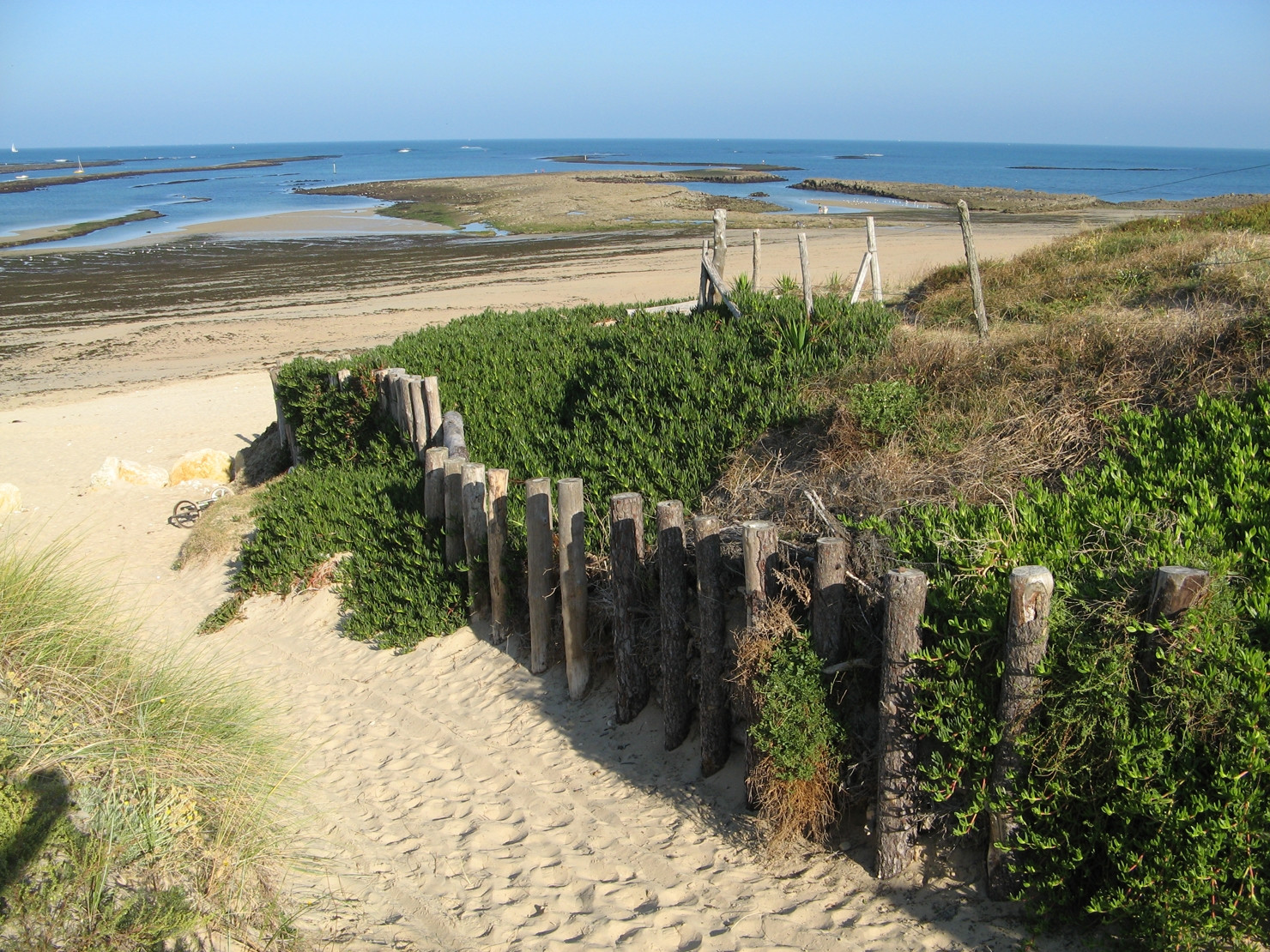 Отлив на острове Олерон, Франция. Фото 1 – фотографии Франции