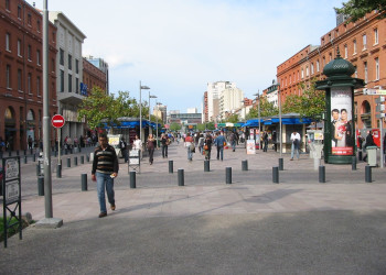 Улица в Тулузе, Франция. Фото 8 – фотографии Франции