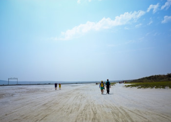 Знаменитое солёное озеро Баскунчак, Астраханская область – фотографии России