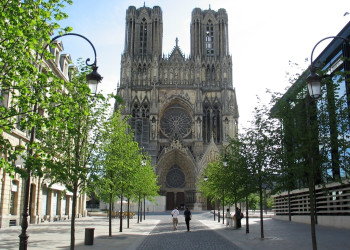 Достопримечательность в Реймсе, Франция. Фото 1 – фотографии Франции