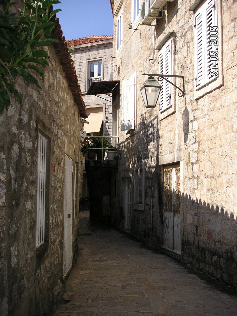 Улица в Будва, Черногория. Фото 24 – фотографии Черногории