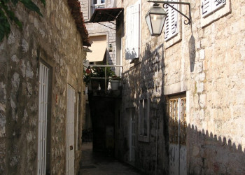 Улица в Будва, Черногория. Фото 24 – фотографии Черногории