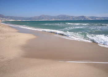 Морские пляжи Эмпуриабравы – фотографии Испании