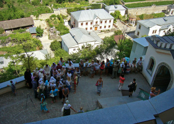 Фото Свято-Успенского мужского монастыря в Крыму. Фото 1 – фотографии России