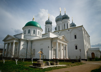 Храм в Желтоводский Макариев монастырь, Россия. Фото 2 – фотографии России