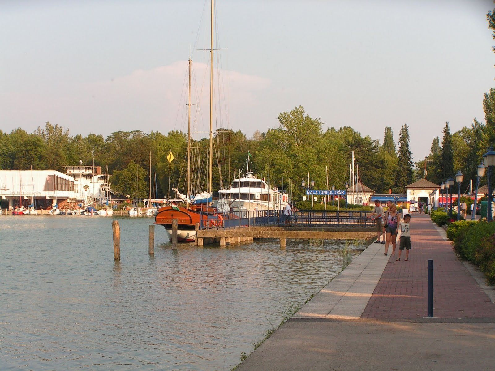 Балатонфёльдвар, Балатон озеро, Венгрия, фото № 69771 – фотографии Венгрии