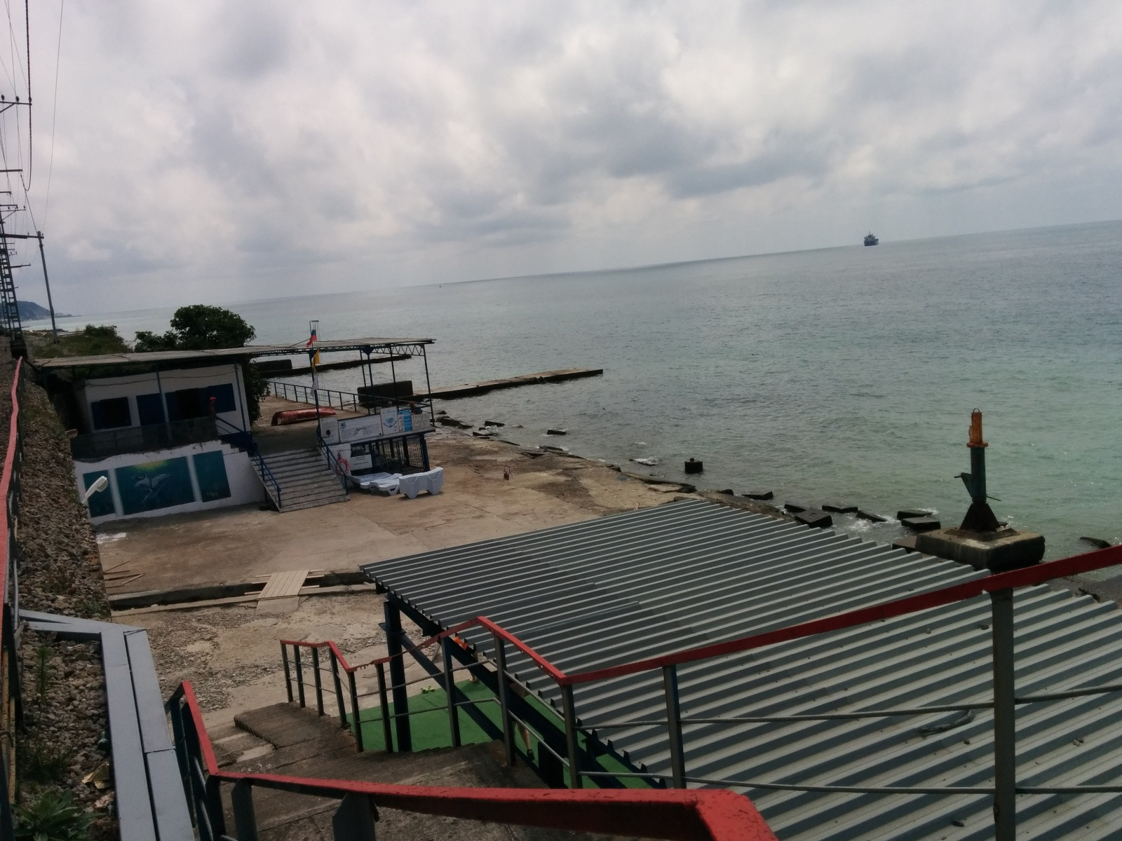 Штормовая погода в п. Южный, район Туапсе, июль 2014 – фотографии России