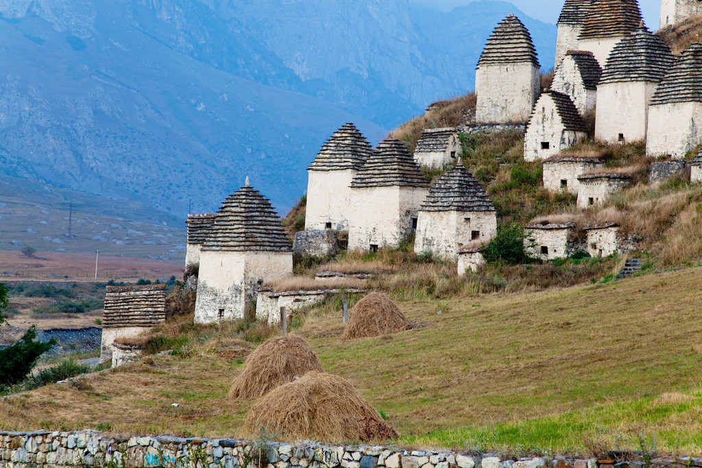 Некрополь у селения Даргавс в Северной Осетии. Фото 2 – фотографии России