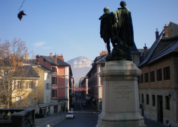 Памятник в Шамбери, Франция. Фото 5 – фотографии Франции