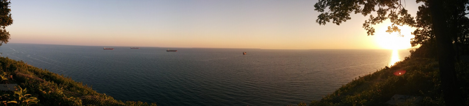 Вид с горы рядом с посёлком Южный – фотографии России