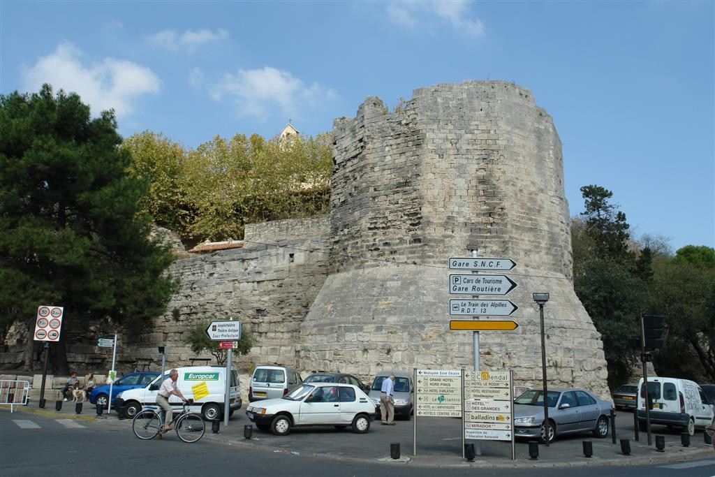 Достопримечательность в Арль, Франция. Фото 2 – фотографии Франции