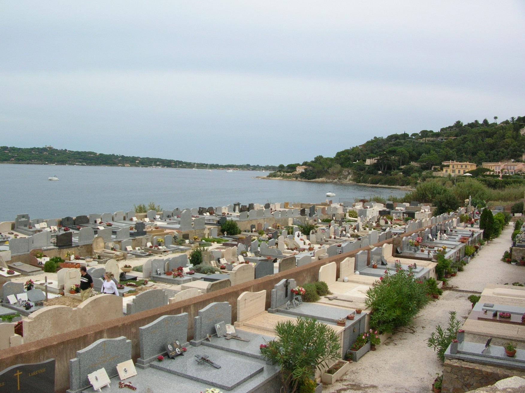 Кладбище в Сен-Тропе, Франция. Фото 5 – фотографии Франции