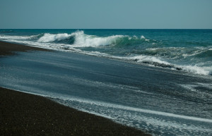Морской прибой в Монтеррико, Гватемала – фотографии Гватемалы