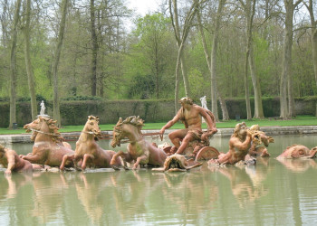 Фонтан в Версале, Франция. Фото 10 – фотографии Франции