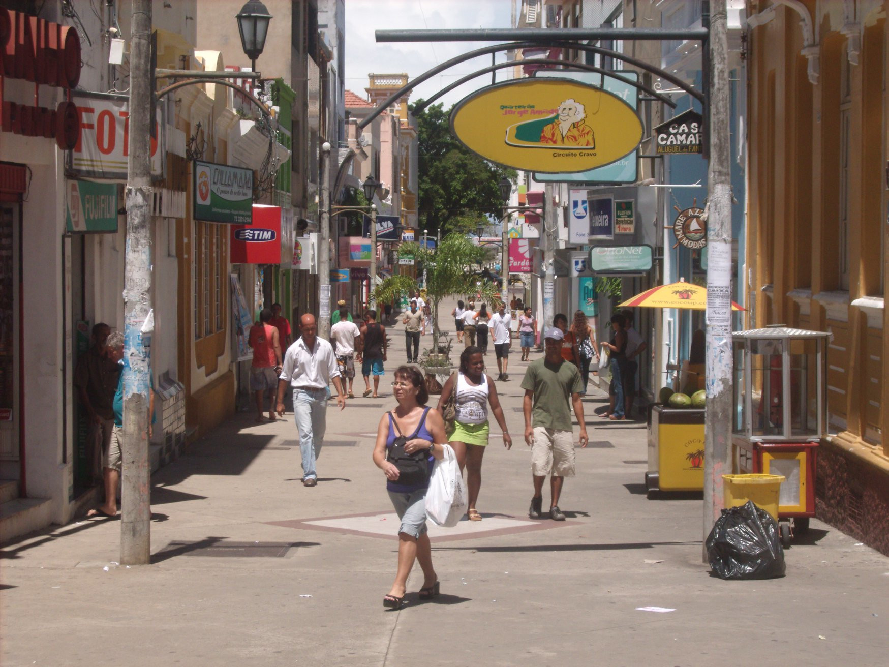 Люди в Ильеусе, Бразилия – фотографии Бразилии