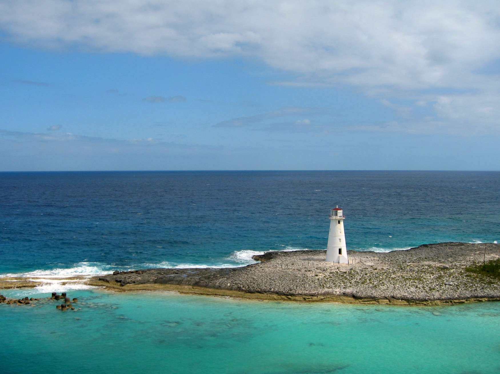 Маяк на острове Парадайз Айленд, Багамские острова. Фото 4 – фотографии Багамских островов