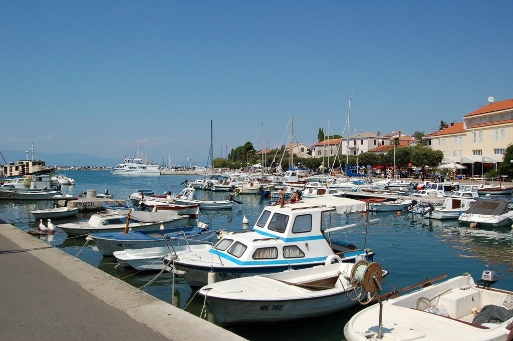 Яхты и катера в Малинске, Хорватия. Фото 9 – фотографии Хорватии